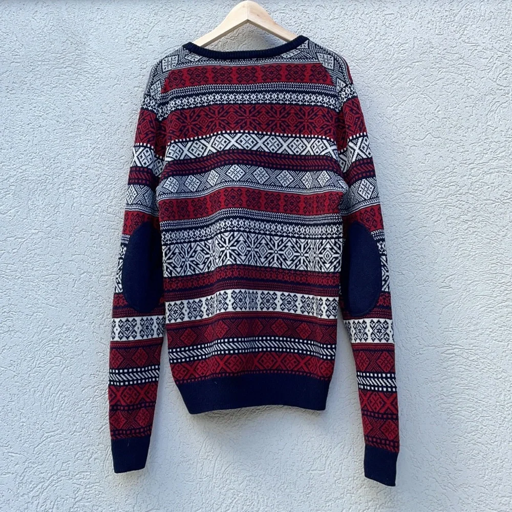 Lyle & Scott sweater 100% lambs wool fair isle elbow pads